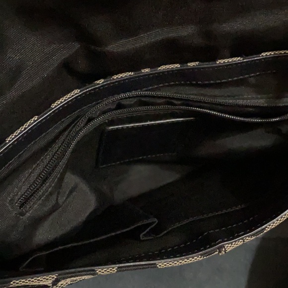 Coach purse - Picture 6 of 7